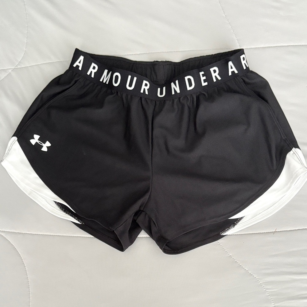 Under Armour Women's Black and White Athletic Shorts